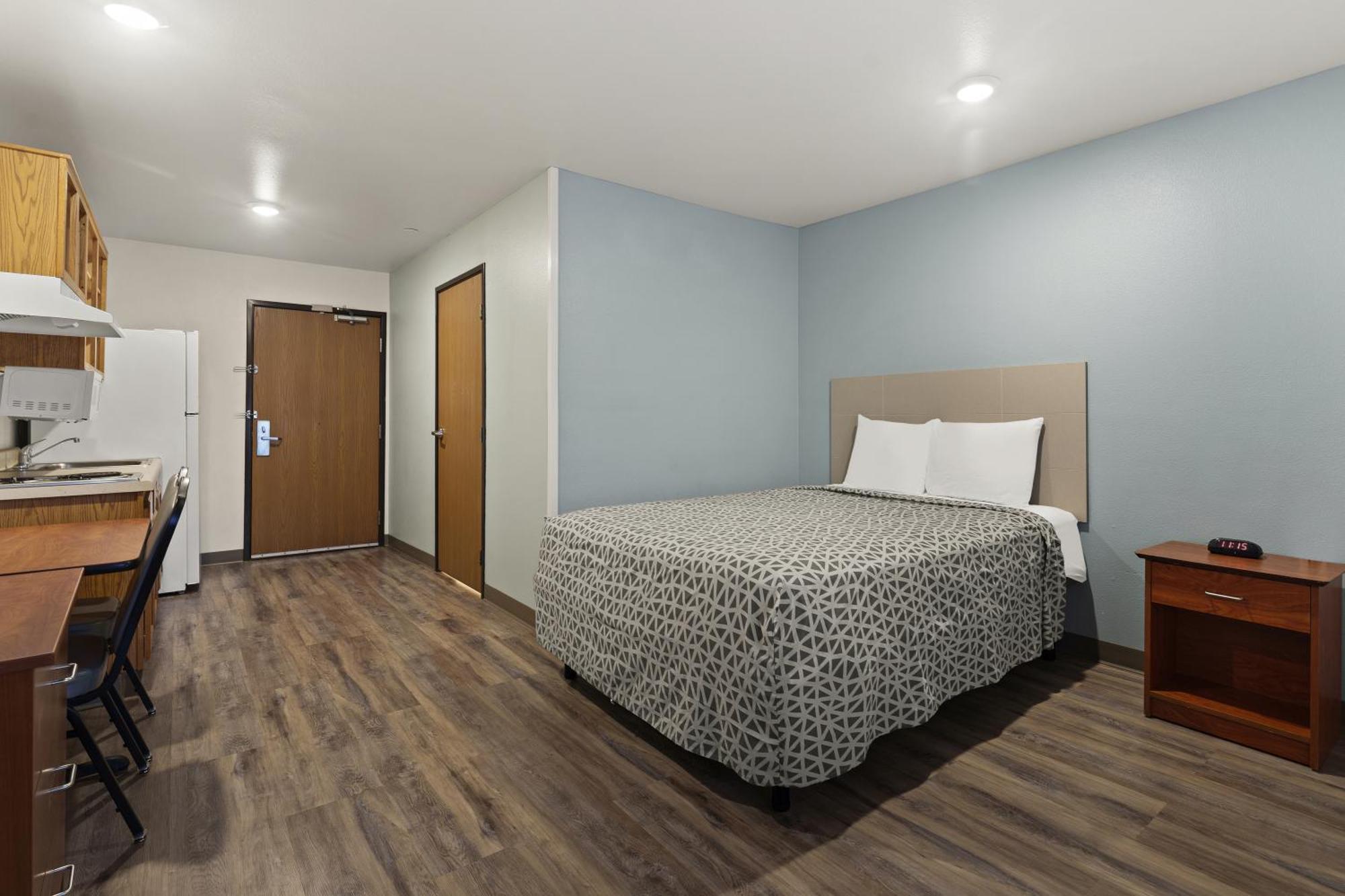 Woodspring Suites Greenville Simpsonville Exterior photo