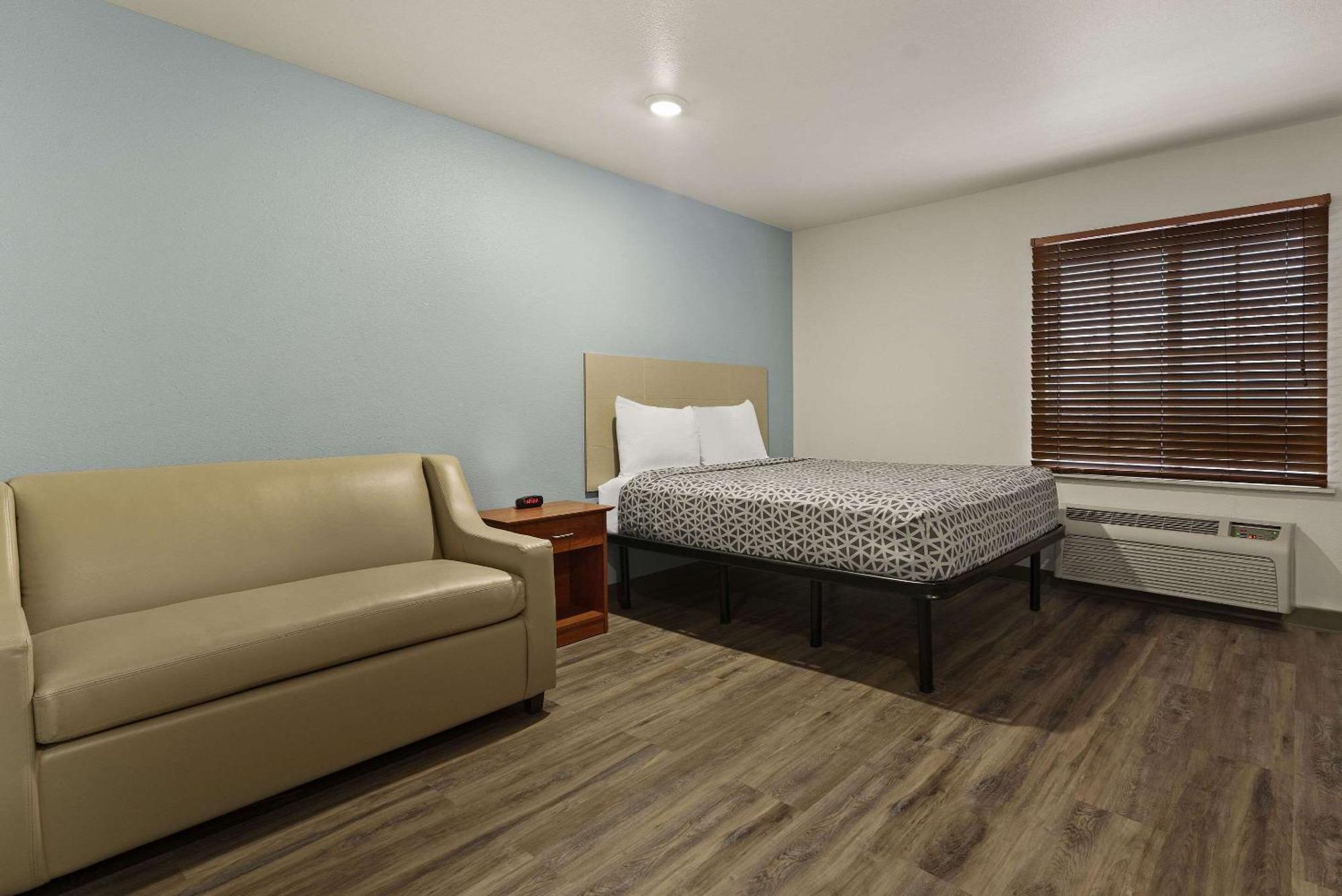 Woodspring Suites Greenville Simpsonville Exterior photo